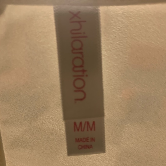 Xhilaration Women’s White and Pink blouse - Picture 5 of 6